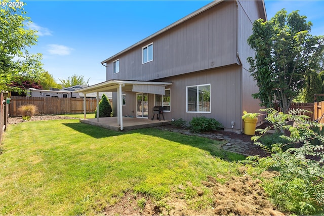 227 Hauser Ct, Molalla, OR 97038 - back of property with a patio