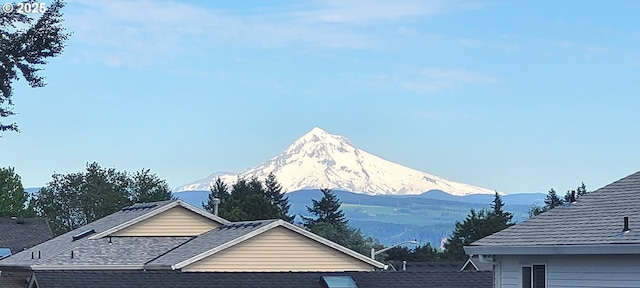 2659 SW Latourell Pl SW, Troutdale, OR 97060 - mountain view