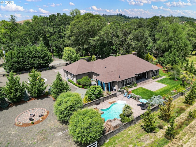 1025 Echo Dr, Roseburg, OR 97470 - view from above of property with a pool and a forest