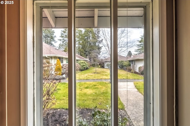 entryway featuring plenty of natural light