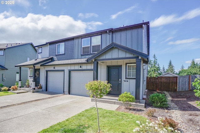 2804 N 3rd Way, Ridgefield, WA 98642 - townhome / multi-family property featuring board and batten siding, driveway, and an attached garage