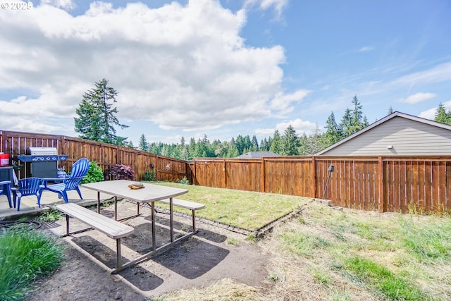 2804 N 3rd Way, Ridgefield, WA 98642 - view of yard with a patio and outdoor dining area