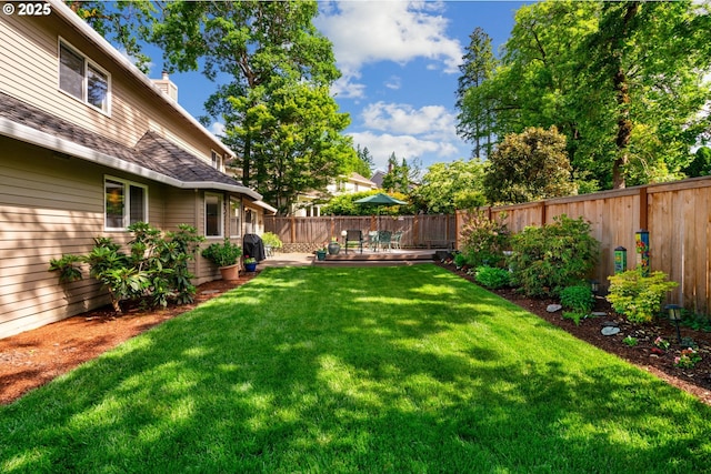 14230 Amberwood Cir, Lake Oswego, OR 97035 - view of yard featuring a wooden deck