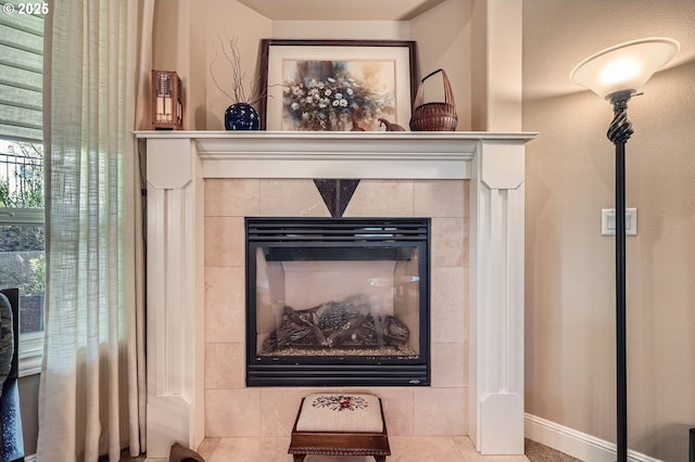 1114 S 6th Way, Ridgefield, WA 98642 - detailed view of a tiled fireplace and baseboards
