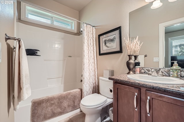 1114 S 6th Way, Ridgefield, WA 98642 - full bathroom featuring toilet, vanity, shower / bath combo with shower curtain, and tile patterned floors
