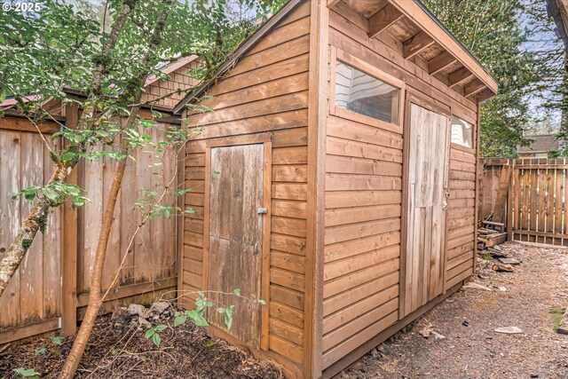 65277 E Sandy River Ln, Rhododendron, OR 97049 - view of shed