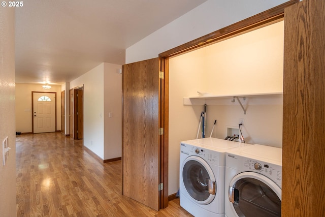 128 NW Woodrose Ct, Roseburg, OR 97471 - laundry area featuring separate washer and dryer and wood finished floors