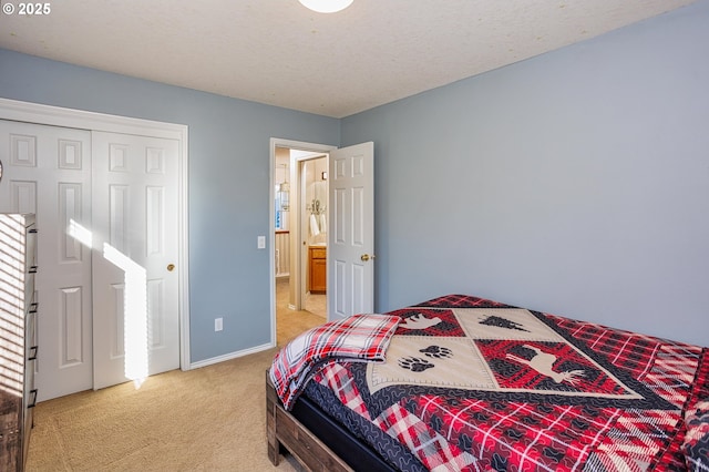 bedroom featuring carpet and a closet