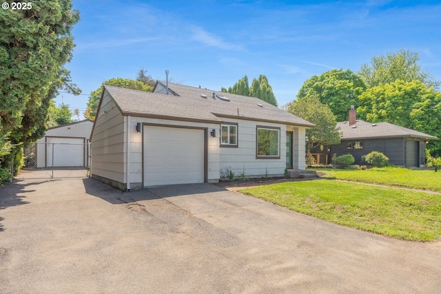 8426 NE Sumner St, Portland, OR 97220 - ranch-style home featuring a front lawn