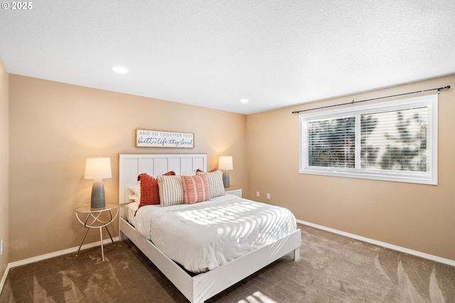 bedroom with carpet flooring