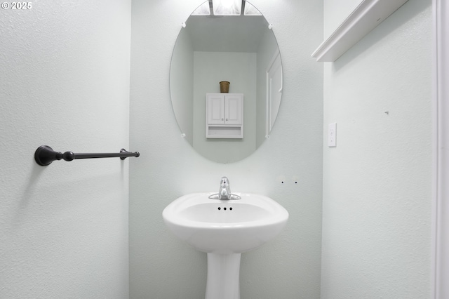 381 SE Regan Hill Loop, Estacada, OR 97023 - view of bathroom