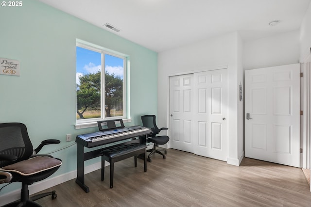 misc room featuring light hardwood / wood-style floors