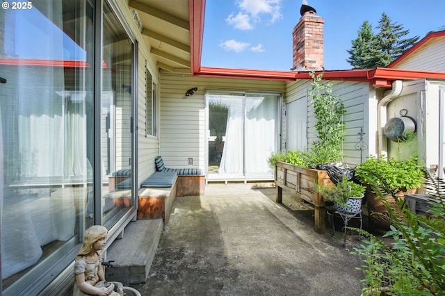 14996 SE Caruthers Ct, Portland, OR 97233 - view of patio / terrace