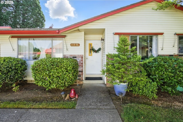 14996 SE Caruthers Ct, Portland, OR 97233 - doorway to property