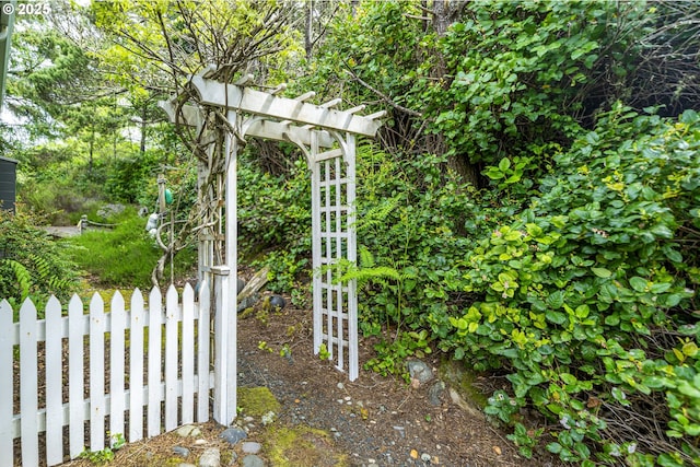 110 SW 61st St, South Beach, OR 97366 - view of yard