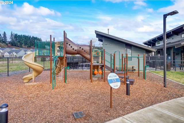 5591 N 93rd Ave Unit Lt206, Camas, WA 98607 - communal playground featuring fence
