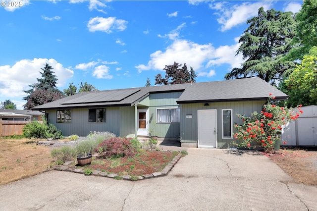 5430 E St, Springfield, OR 97478 - ranch-style home featuring roof mounted solar panels