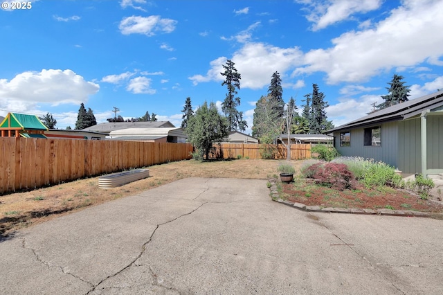5430 E St, Springfield, OR 97478 - view of asphalt road
