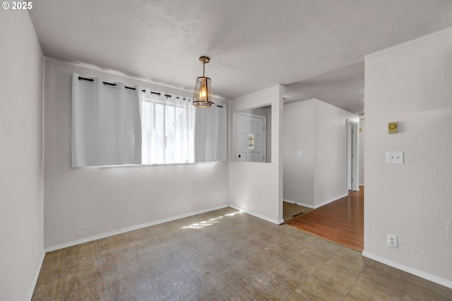 5430 E St, Springfield, OR 97478 - spare room with baseboards