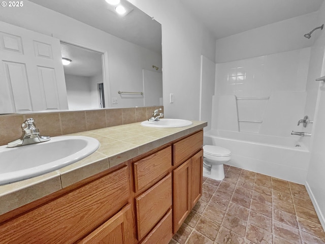 1806 NE 89th Cir, Vancouver, WA 98665 - full bathroom featuring toilet, double vanity, a sink, and shower / bathtub combination