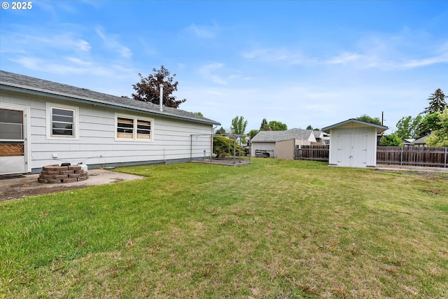901 H Ave, La Grande, OR 97850 - view of yard featuring a patio