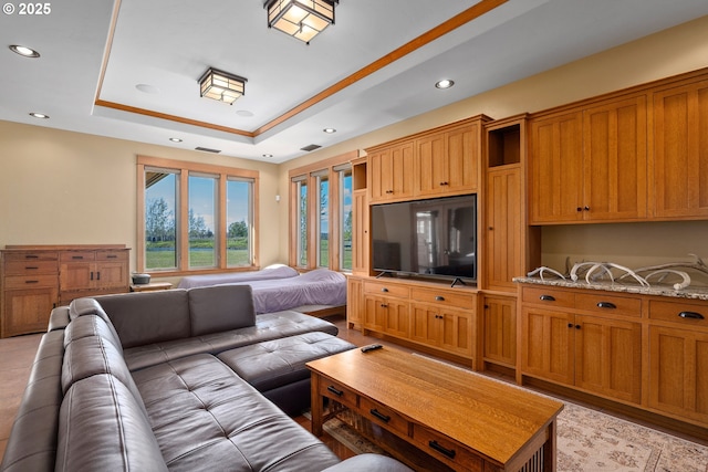 10771 E Langell Valley Rd, Bonanza, OR 97623 - living area featuring a tray ceiling and recessed lighting