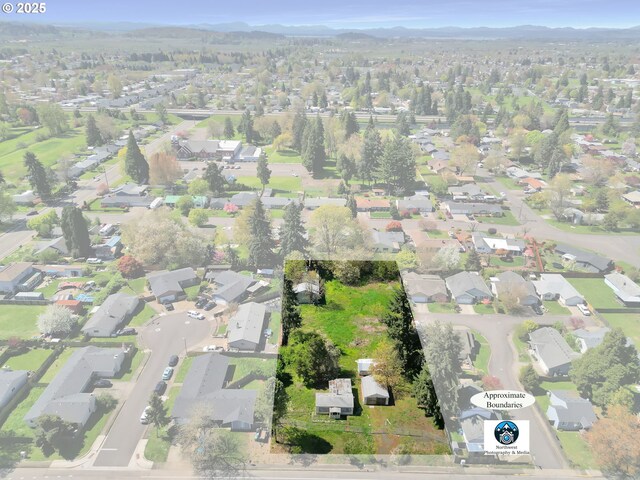 980 Echo Hollow Rd, Eugene, OR 97402