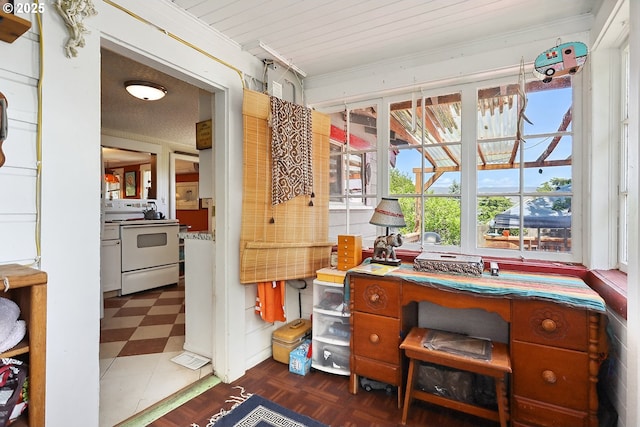 317 E 14th St, The Dalles, OR 97058 - view of home office