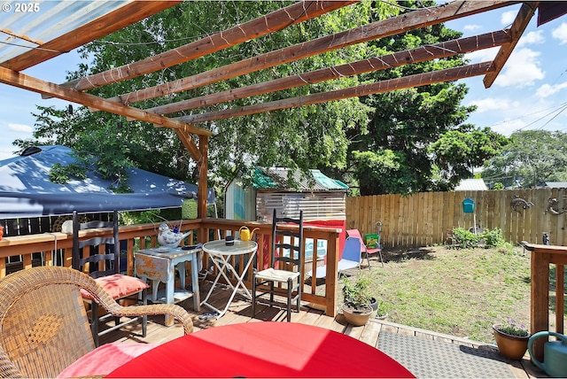 317 E 14th St, The Dalles, OR 97058 - wooden deck featuring a pergola