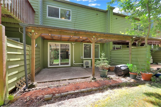 1308 Quaker St, Eugene, OR 97402 - rear view of property featuring a patio