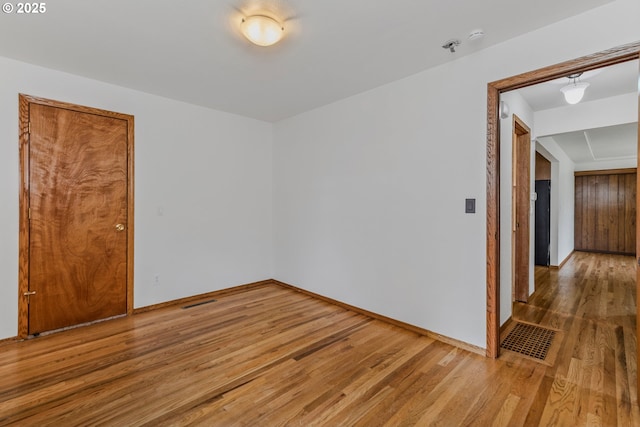 3116 NE 108th Ave, Portland, OR 97220 - unfurnished room featuring light wood-style flooring and baseboards
