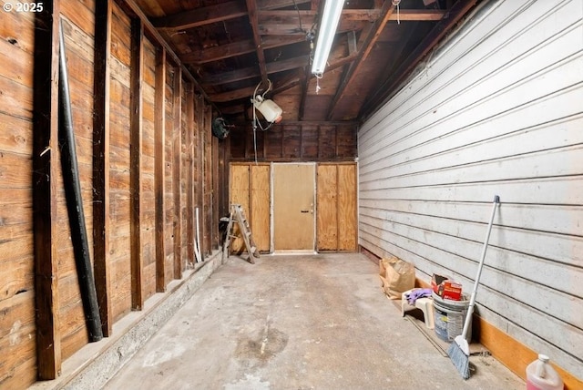 161 1st St, Dillard, OR 97432 - storage room featuring a garage