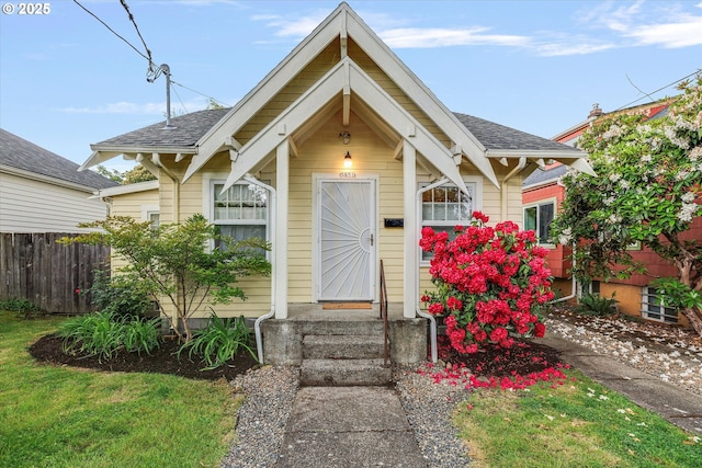 5851 NE 12th Ave, Portland, OR 97211 - bungalow-style home featuring roof with shingles