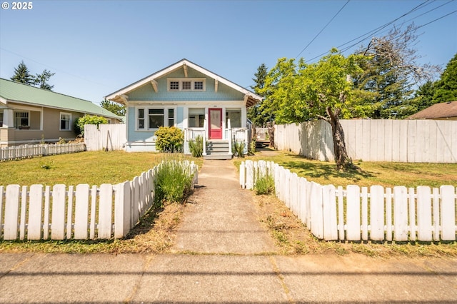 470 W 4th St, Coquille, OR 97423 - bungalow with covered porch