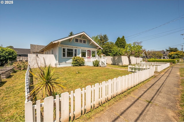 470 W 4th St, Coquille, OR 97423 - bungalow-style house with covered porch