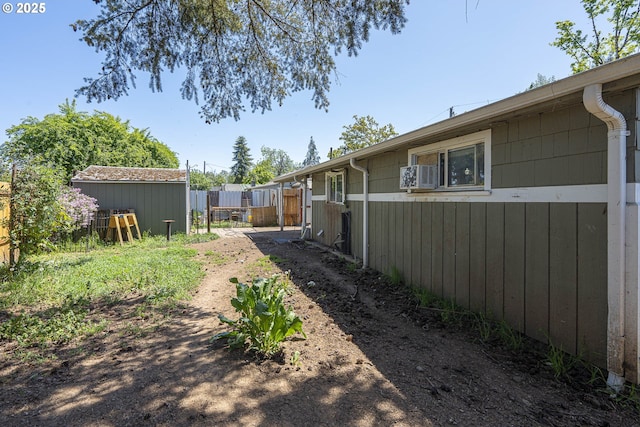 1646 E Gibbs Ave, Cottage Grove, OR 97424 - view of yard with fence