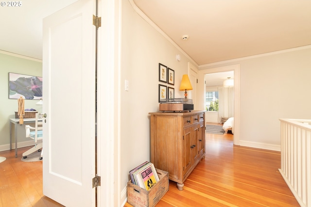 4052 NE 22nd Ave, Portland, OR 97212 - hall with light wood-style flooring and ornamental molding