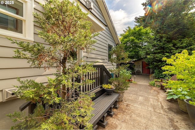 4052 NE 22nd Ave, Portland, OR 97212 - view of patio featuring an outdoor structure