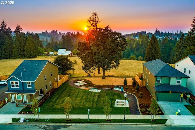 view of aerial view at dusk