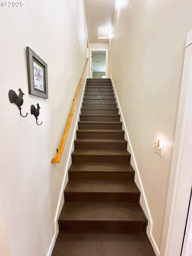 94986 Thetford Ln, Marcola, OR 97454 - stairs featuring baseboards