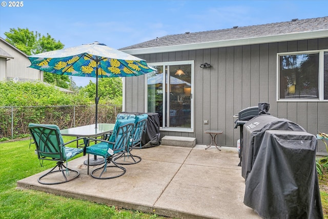 19030 SW Pike Ln, Beaverton, OR 97078 - view of patio / terrace with outdoor dining area