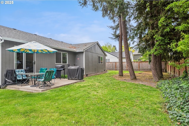 19030 SW Pike Ln, Beaverton, OR 97078 - view of yard with a patio area