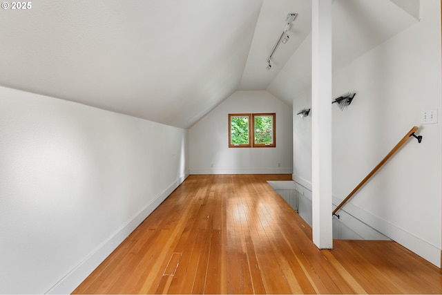 816 5th St, Lake Oswego, OR 97034 - bonus room featuring lofted ceiling, light wood-style flooring, and baseboards