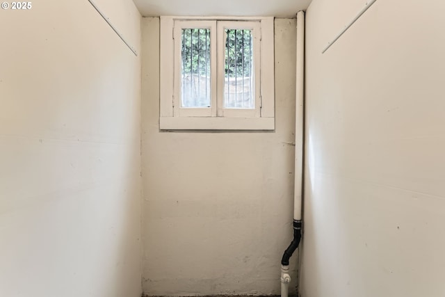 2566 NW Lovejoy St Unit 4, Portland, OR 97210 - detailed view