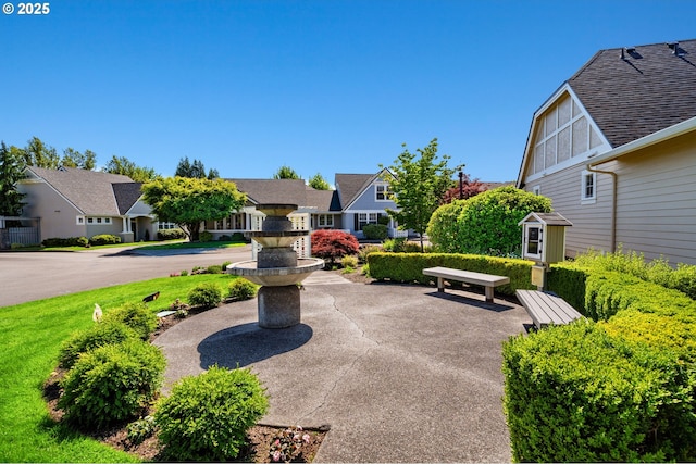 17146 SE 23rd Dr Unit 20, Vancouver, WA 98683 - view of patio / terrace featuring a residential view