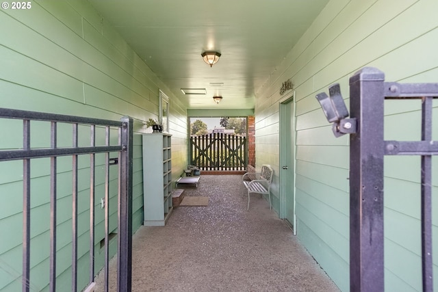 41266 Manitau Rd SE, Stayton, OR 97383 - view of patio featuring a gate
