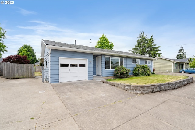 2222 34th Ave, Albany, OR 97322 - single story home with an attached garage and concrete driveway