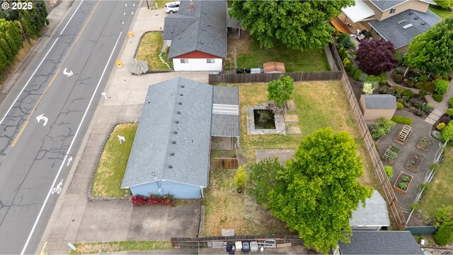 2222 34th Ave, Albany, OR 97322 - aerial perspective of suburban area