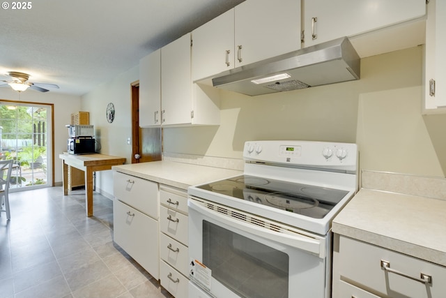 3441 SE 162nd Ave, Portland, OR 97236 - kitchen featuring electric stove, under cabinet range hood, light countertops, and ceiling fan