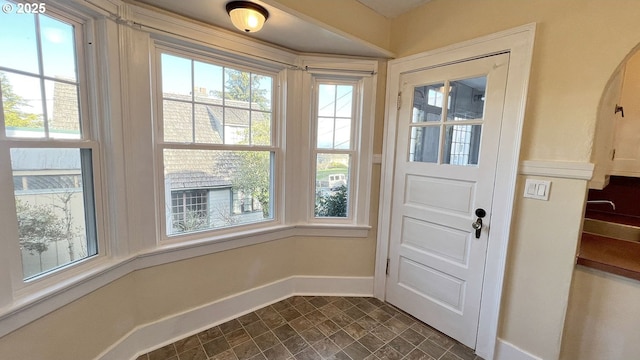 1125 16th St, Astoria, OR 97103 - entryway with baseboards